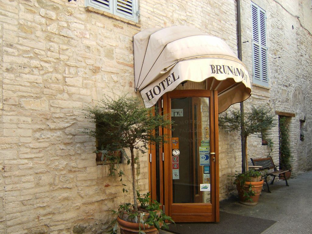 Palazzo Brunamonti