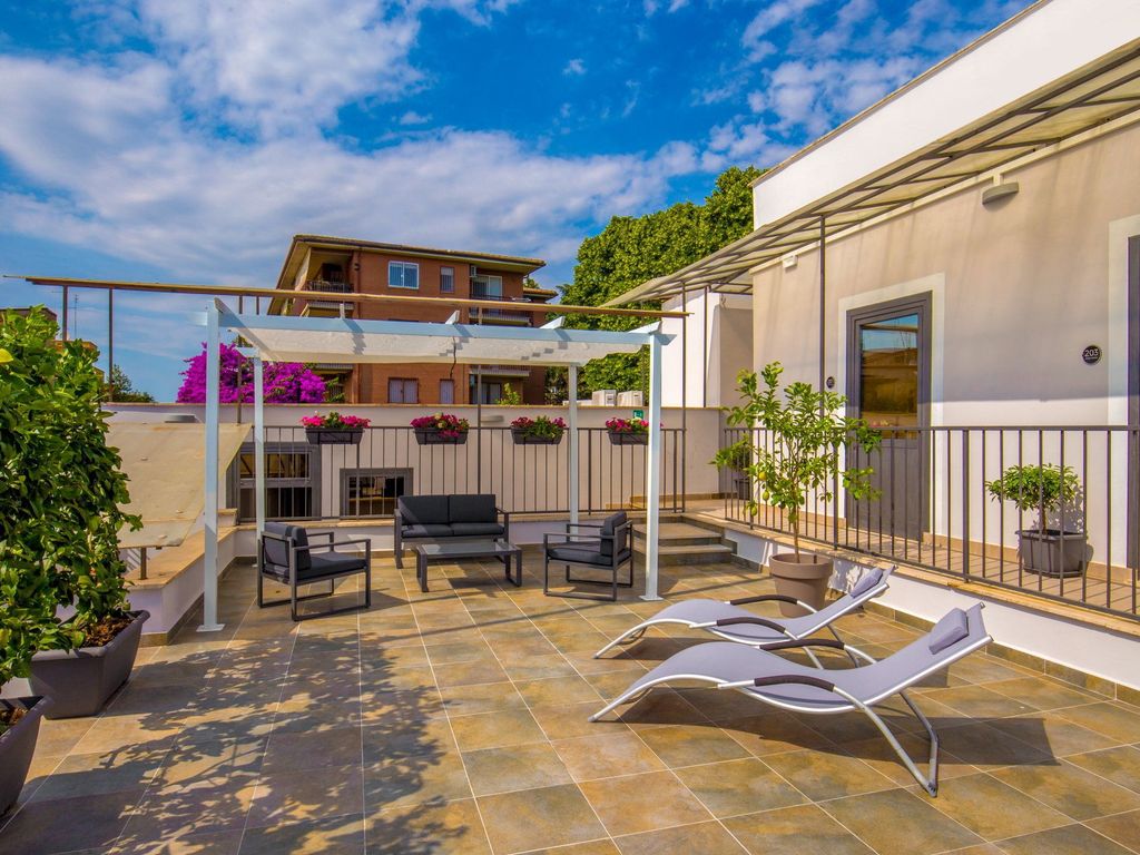 Urban Garden Hotel