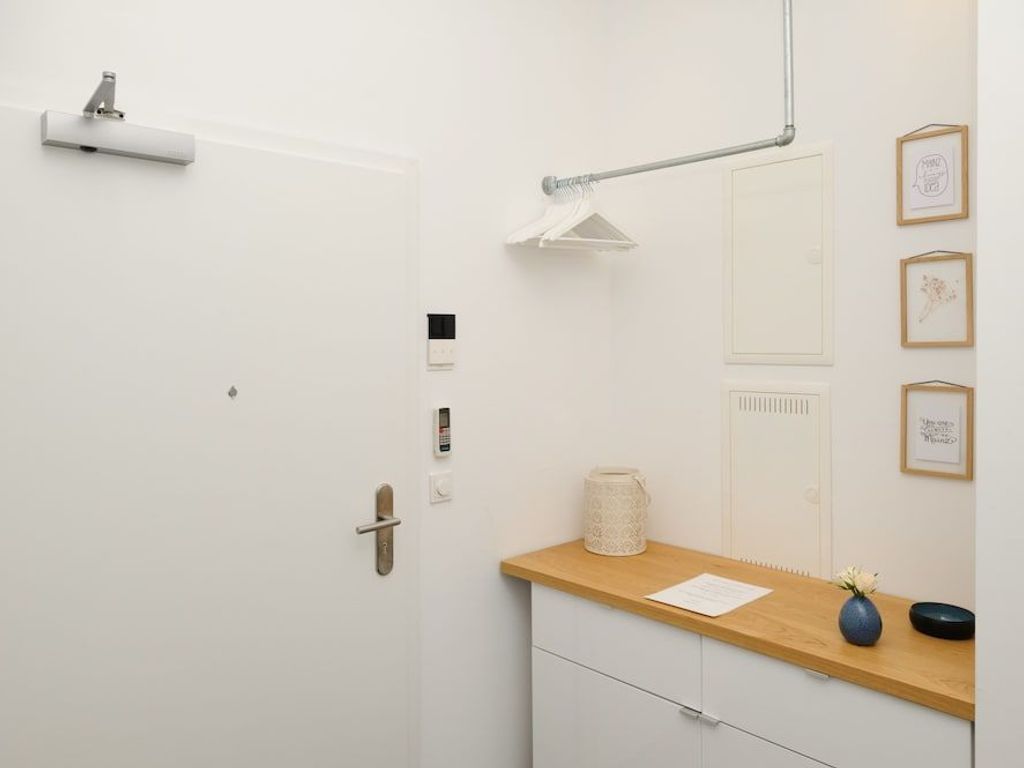 The Apartment Central