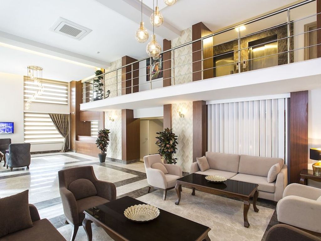 Perla Arya Hotel