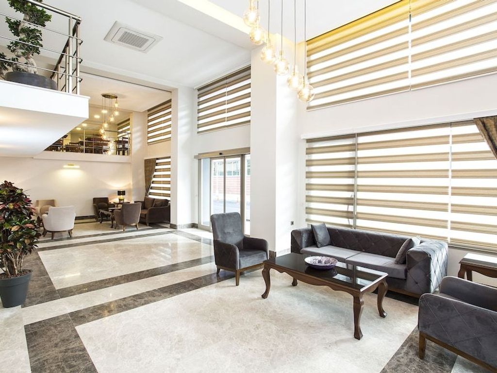 Perla Arya Hotel
