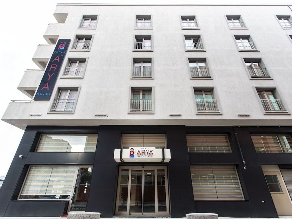 Perla Arya Hotel