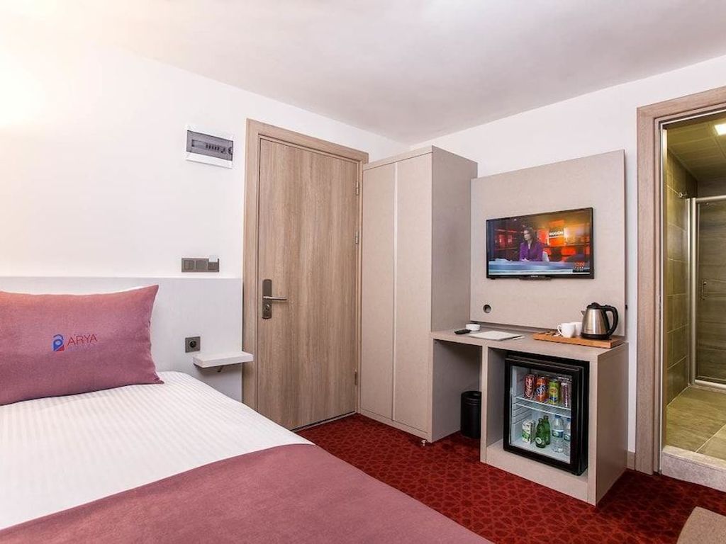 Perla Arya Hotel