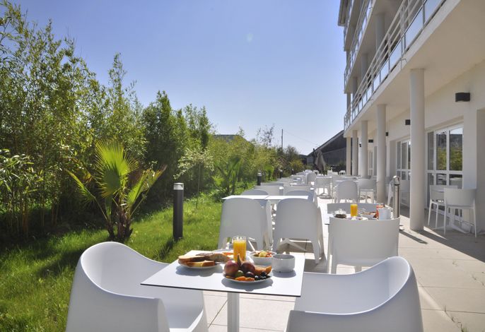 GOLDEN TULIP LA BAULE HÔTEL & RESIDENCE
