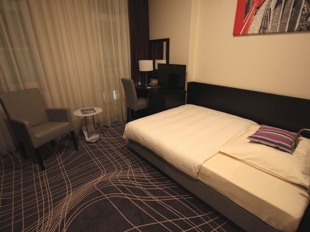 SkyBusinessHotel