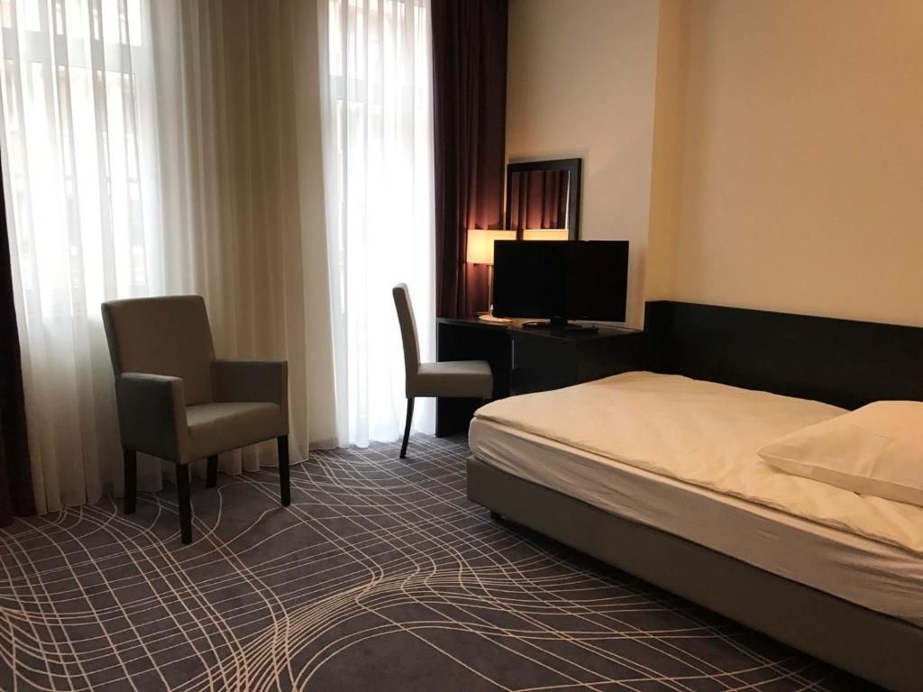 SkyBusinessHotel
