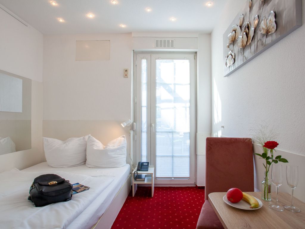 Relax Hotel & SPA Stuttgart