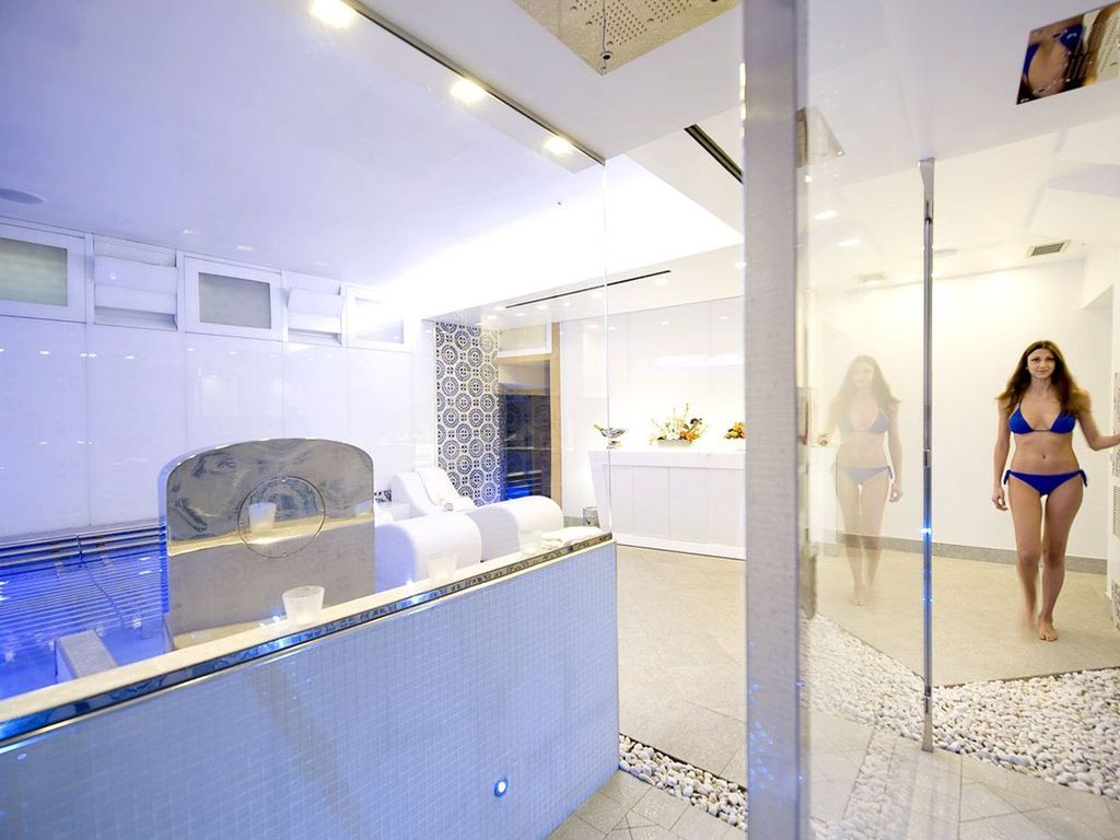 Villa Athena Resort