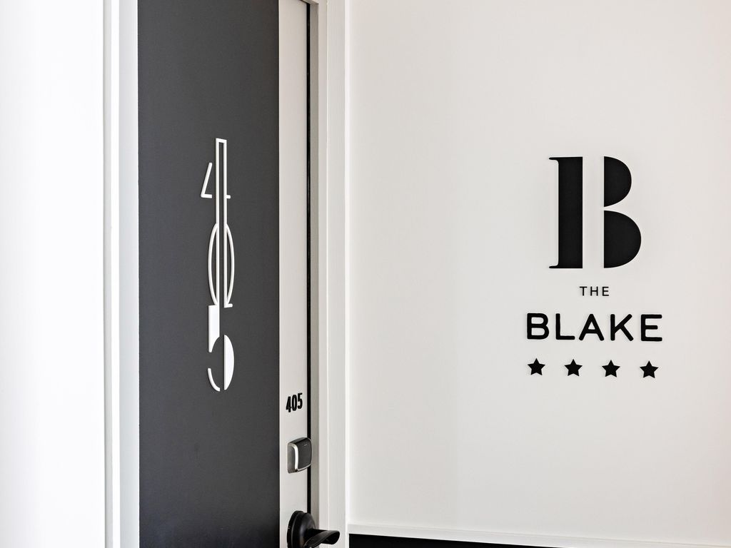 Best Western Premier The Blake Paris Gare Saint Lazare