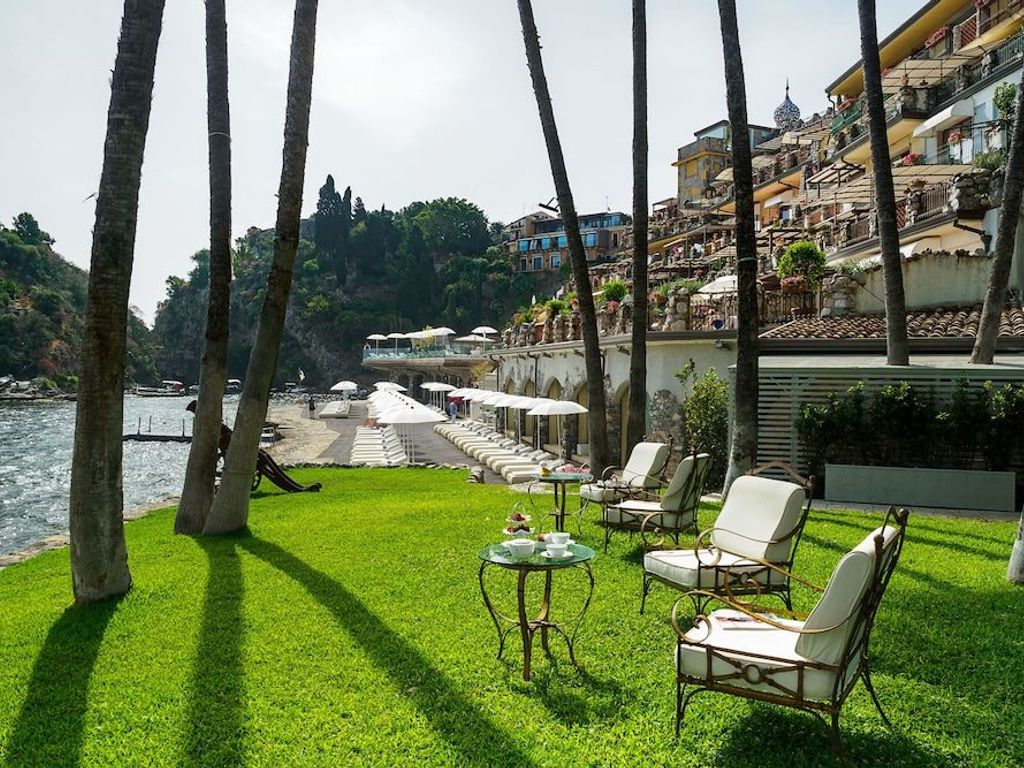 Atlantis Bay - The Leading Hotel of the World