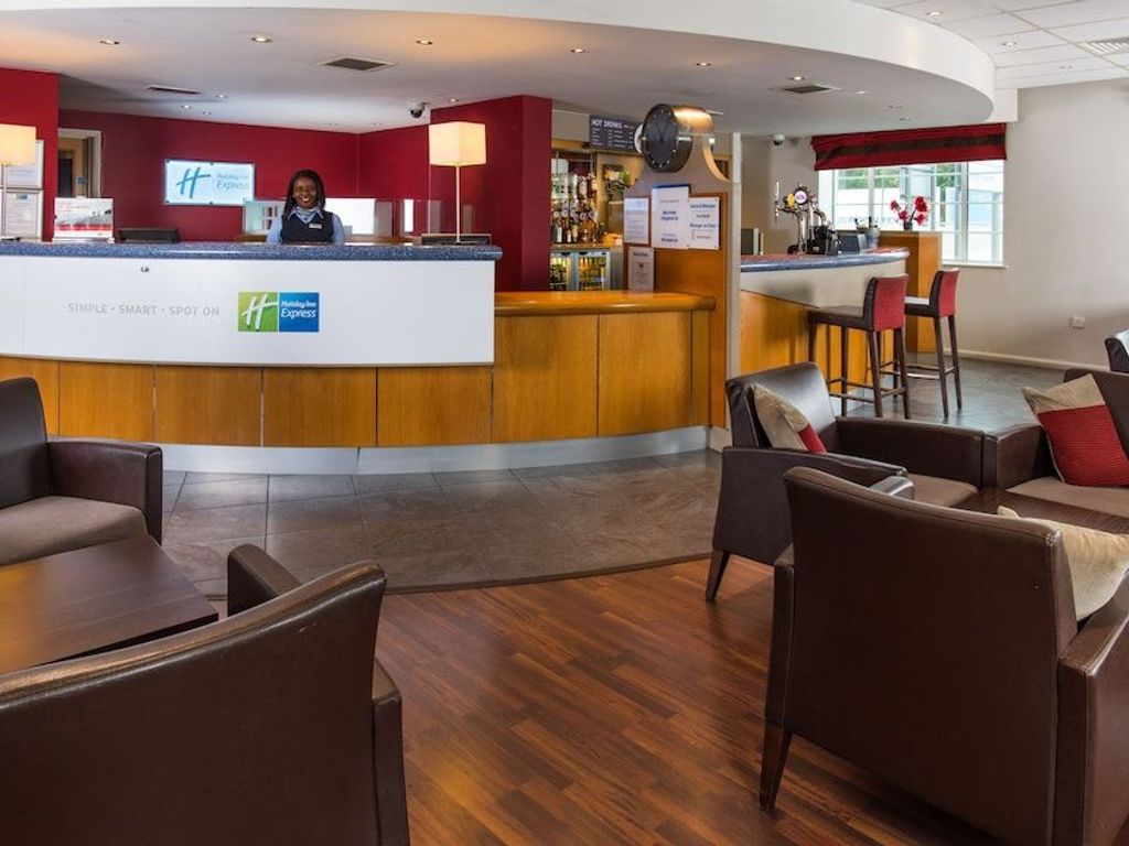 Holiday Inn Express LONDON CHINGFORD-NTH CIRCULAR by IHG