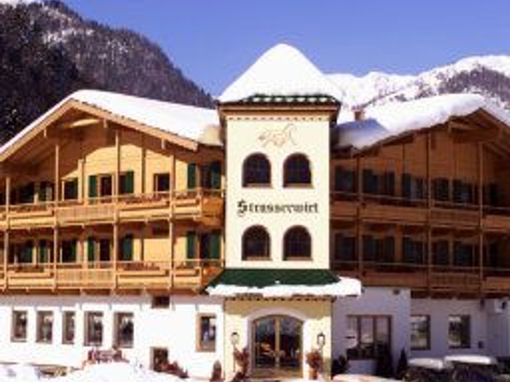 Strasserwirt -Reiten in Kitzbühels Alpen