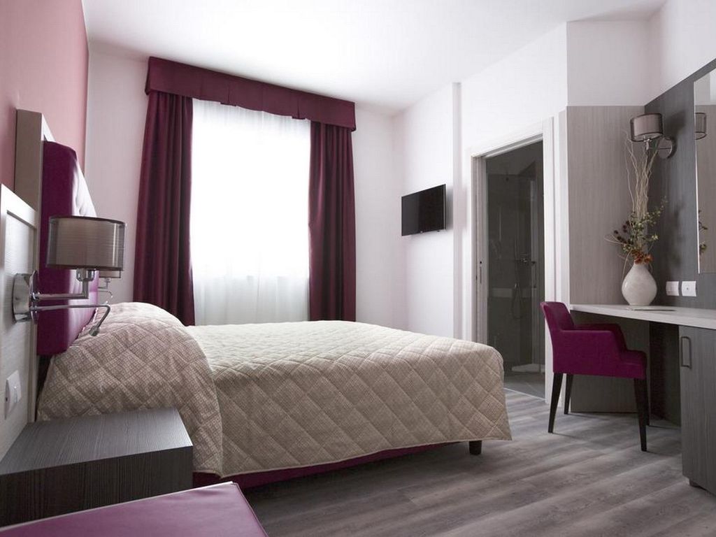 Alma Living Hotel