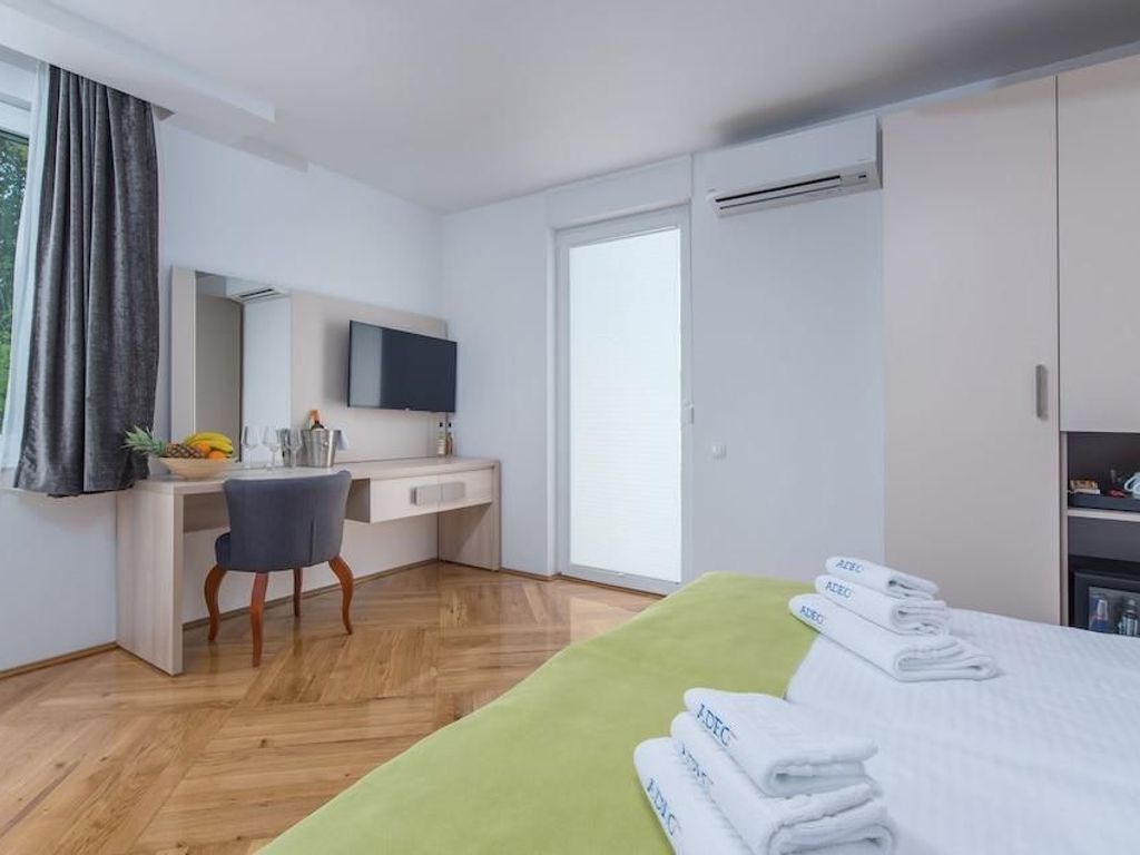 Aparthotel Adeo