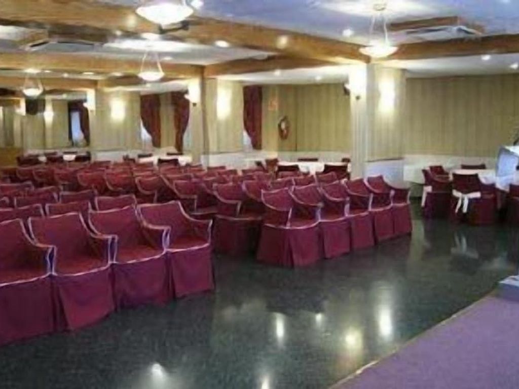 Hotel Reconquista