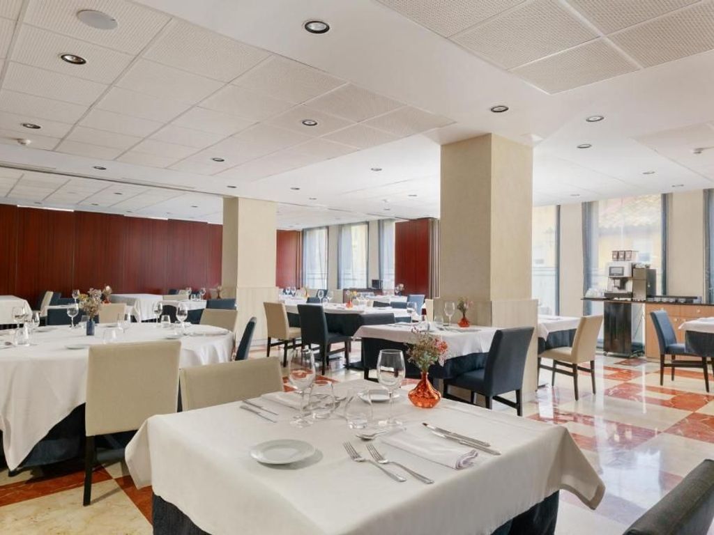 PEDRO I DE ARAGON Hotel