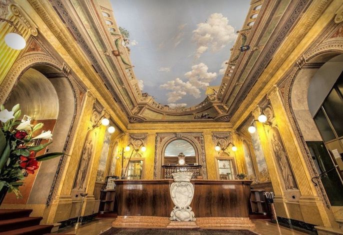 Colomba D'Oro Hotel