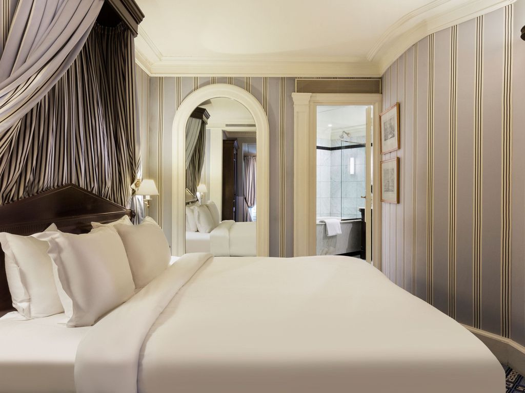 Le Dokhans Paris Arc de Triomphe a Tribute Portfolio Hotel