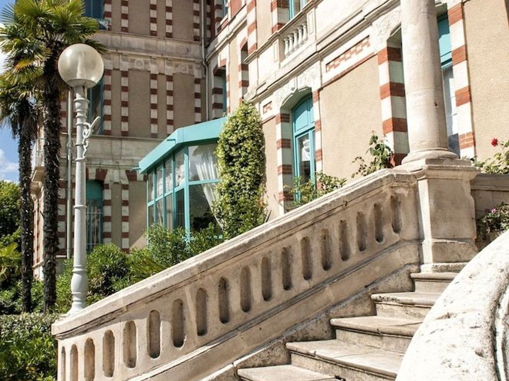 Résidence de Tourisme Vacances Bleues Villa Régina