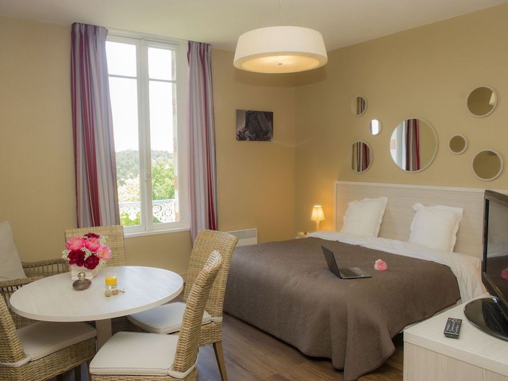 Résidence de Tourisme Vacances Bleues Villa Régina