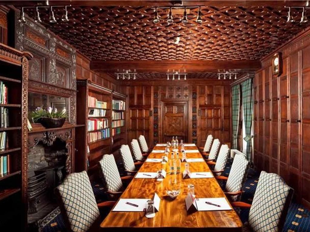 Mercure York Fairfield Manor Hotel