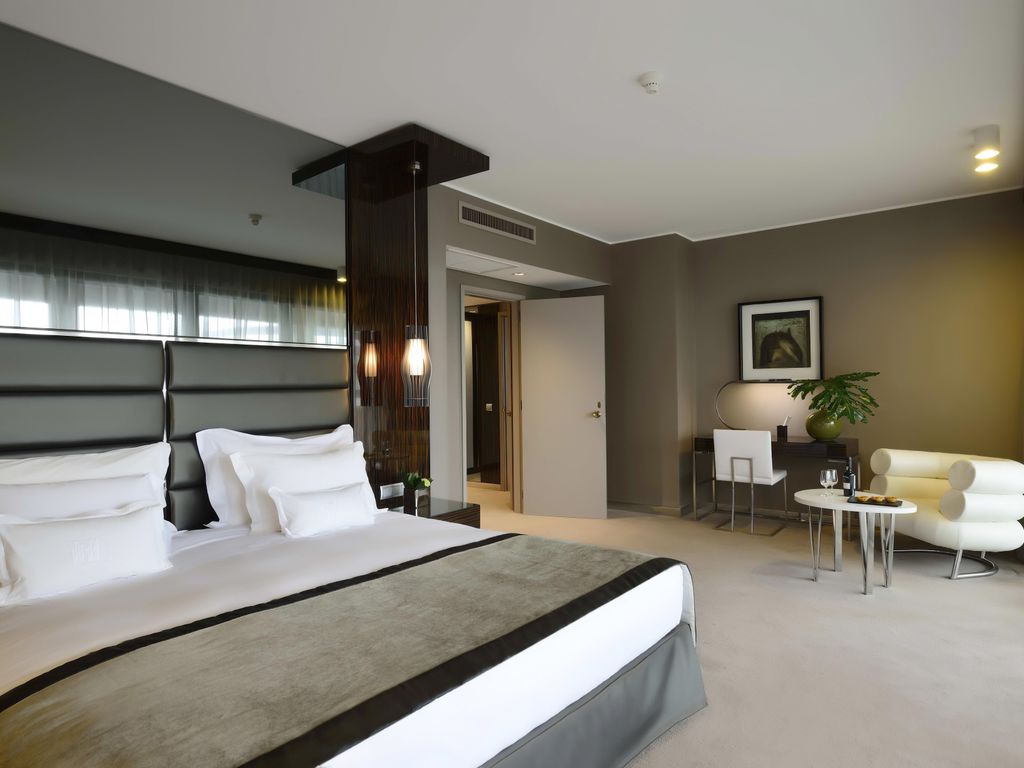Altis Grand Hotel