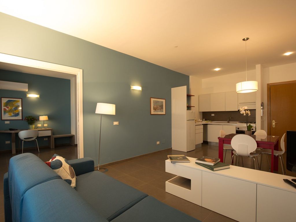 Marbela Apartments & Suites