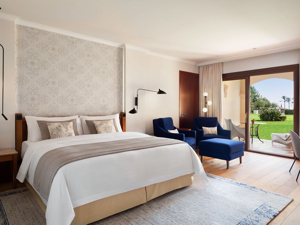 The St Regis Mardavall Mallorca Resort