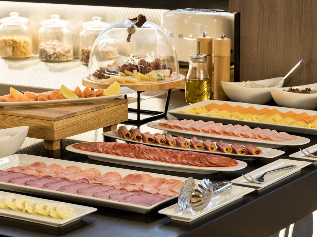 AC Hotels by Marriott Wroclaw
