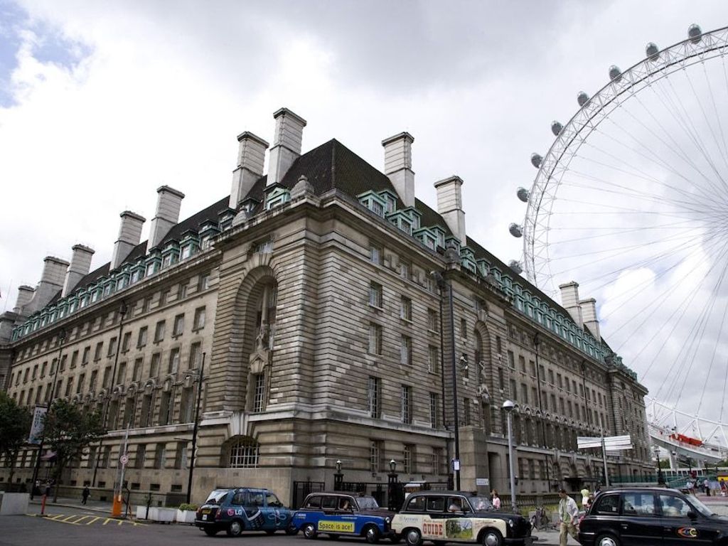 Premier Inn London County Hall
