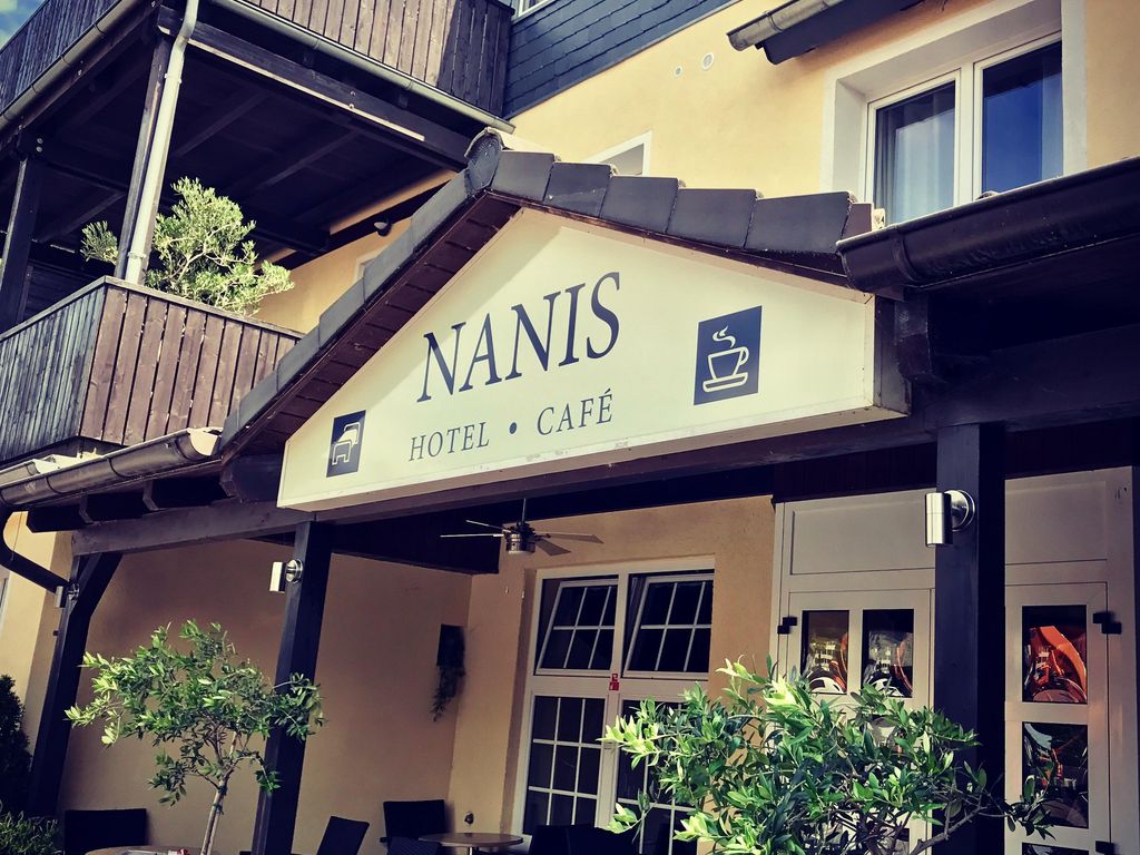 Hotel Nanis