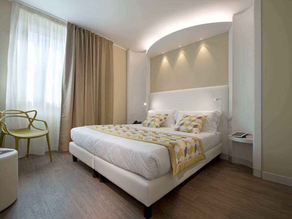 Ark Hotel
