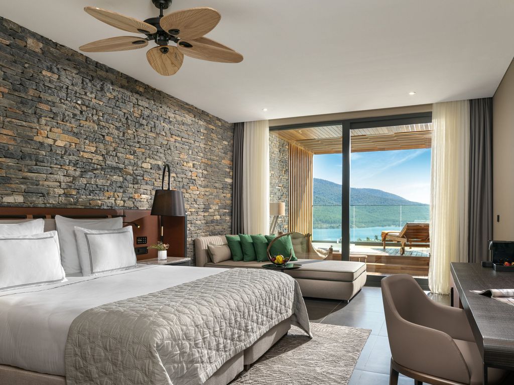 Lujo Hotel