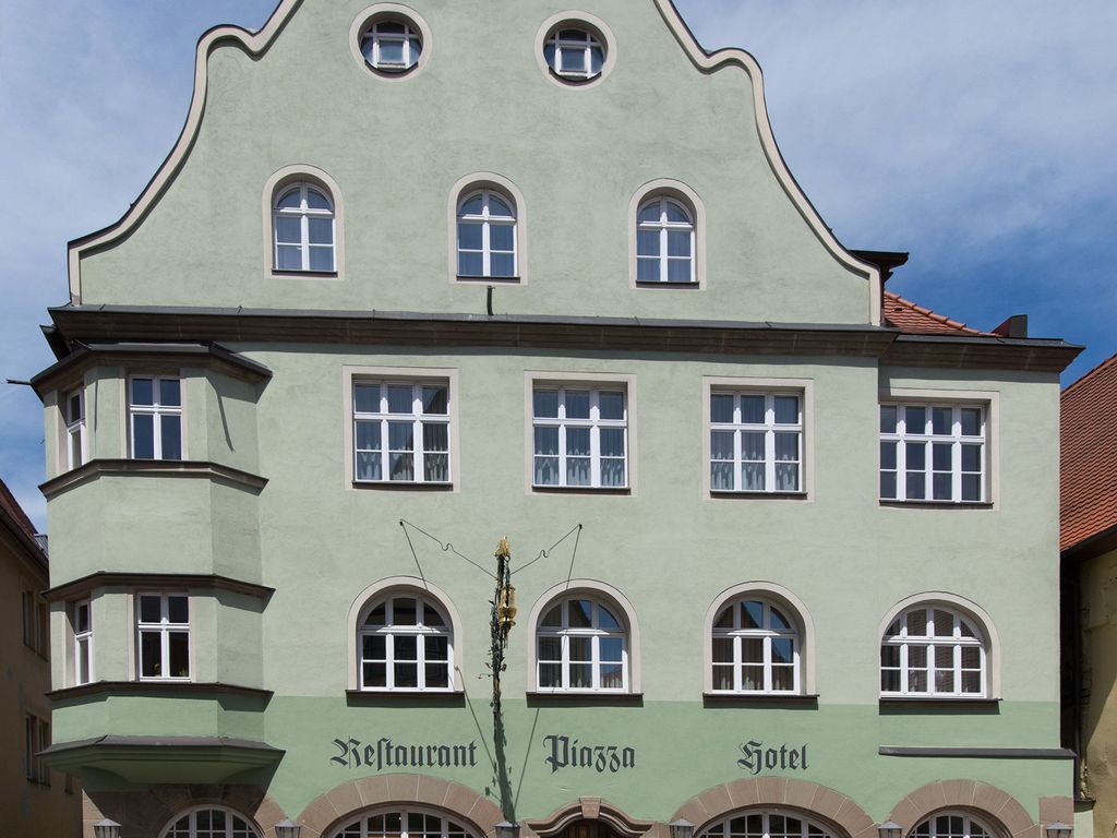 Piazza