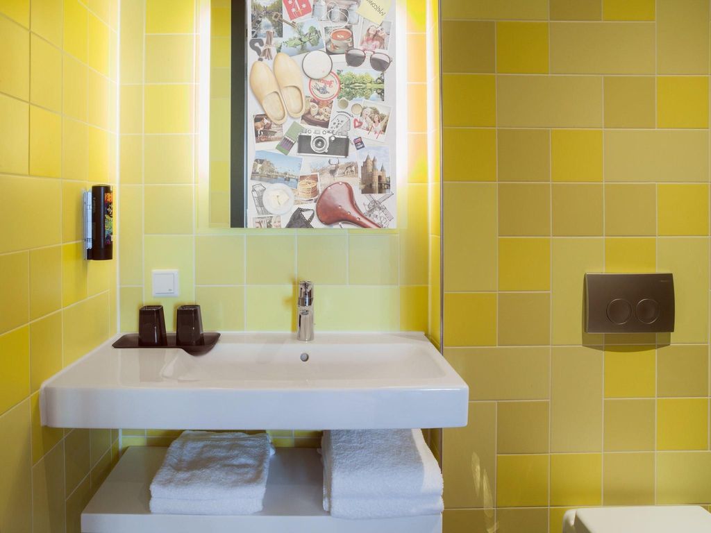 DAIRY HAARLEM by IHG Holiday Inn - the niu