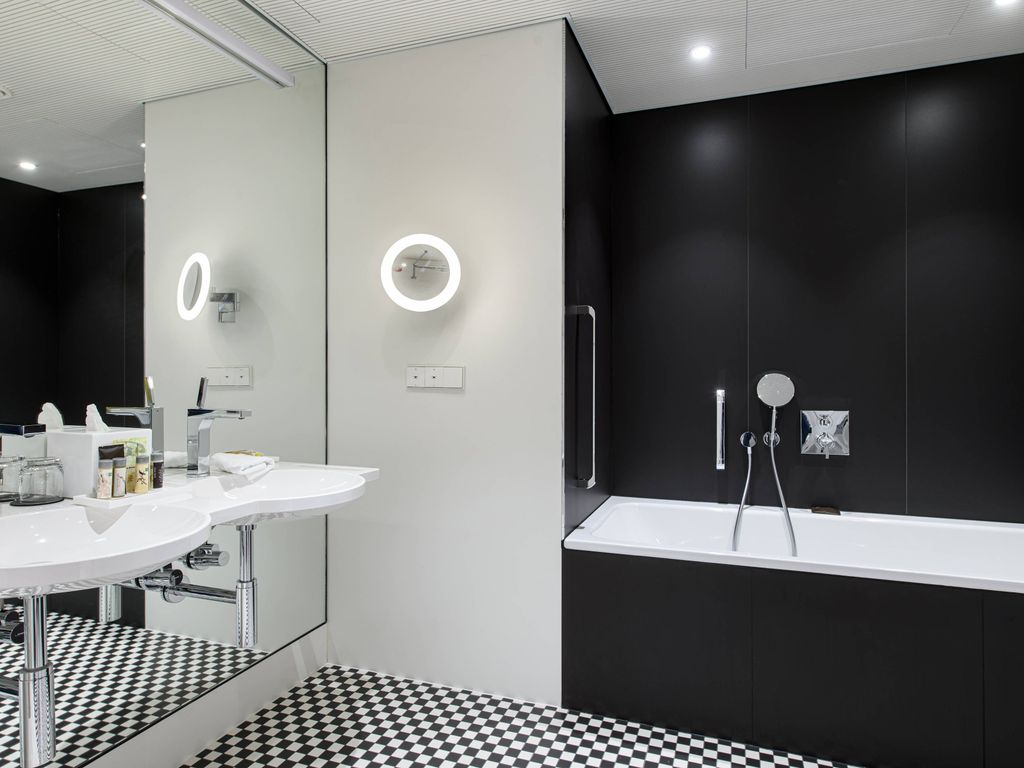Renaissance Warsaw Airport Hotel