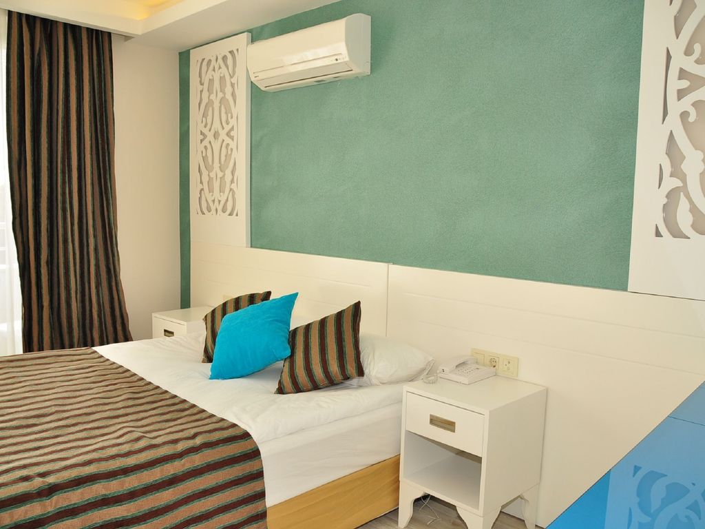 Aura Boutique Hotel