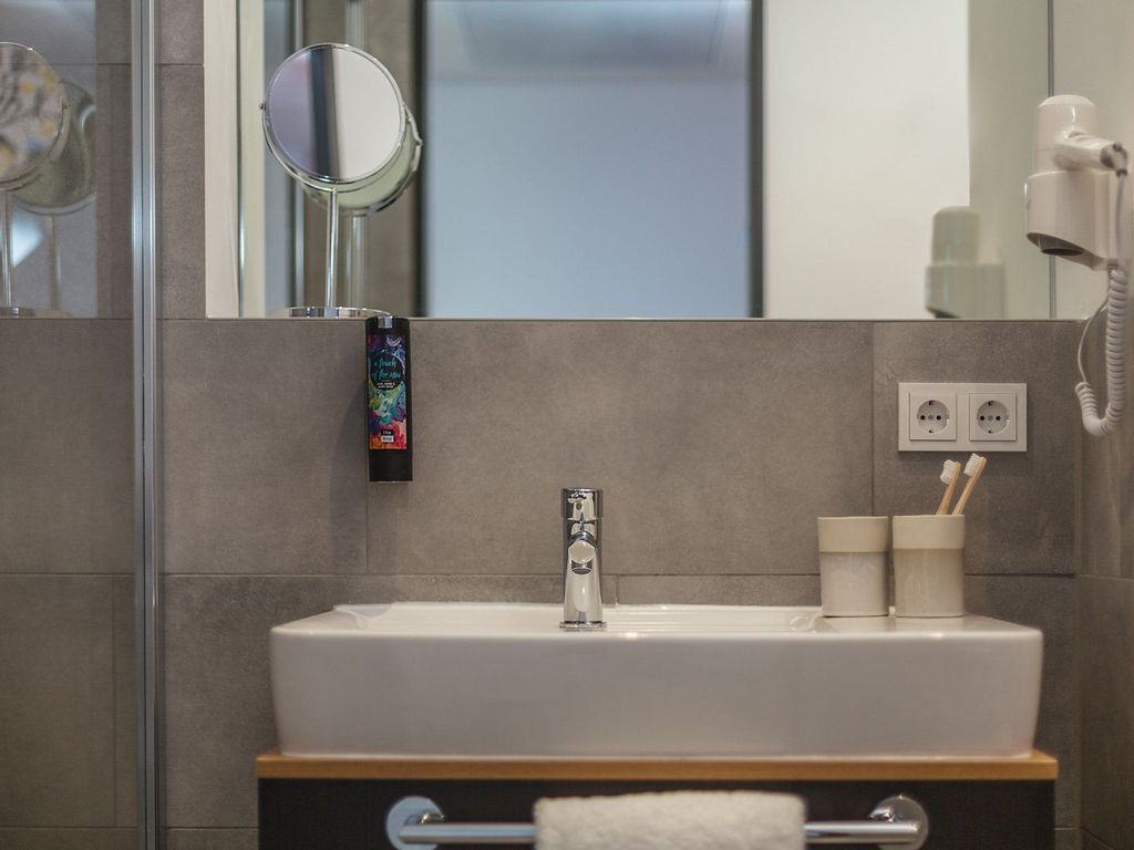 SPARROW REGENSBURG by IHG Holiday Inn - the niu