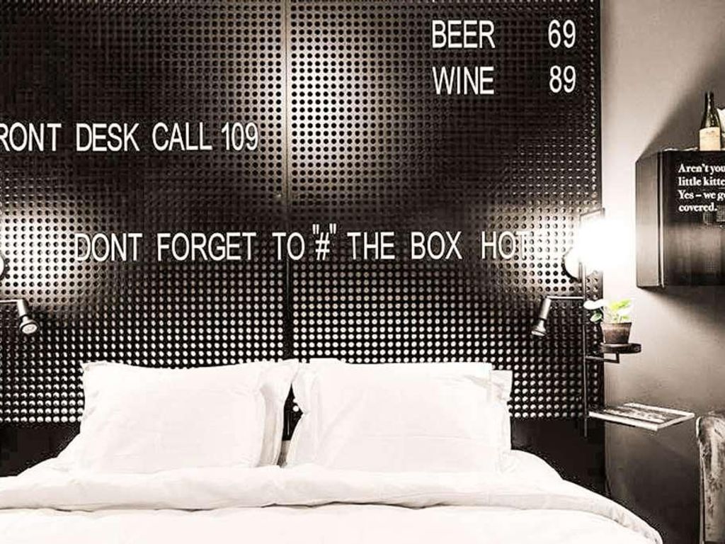 QUALITY HOTEL THE BOX