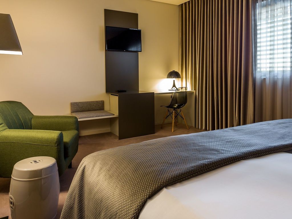 4615 Hotel