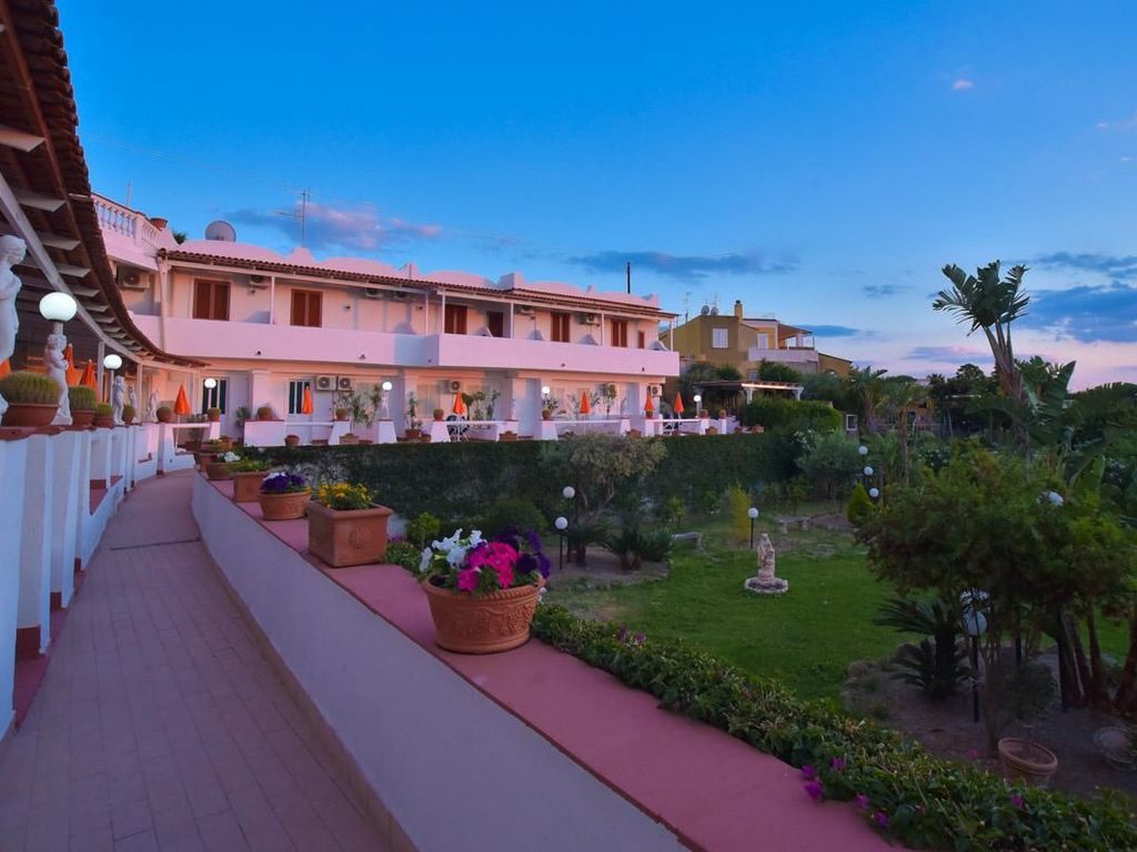 Mareco Resort