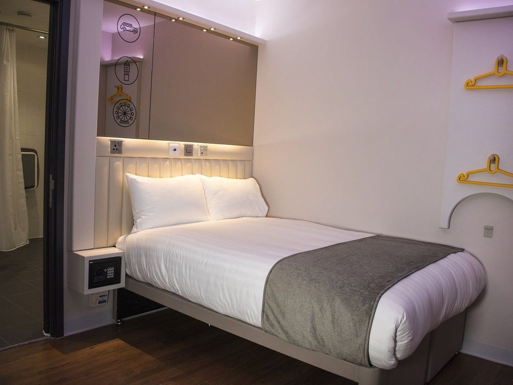 Point A Hotel Westminster