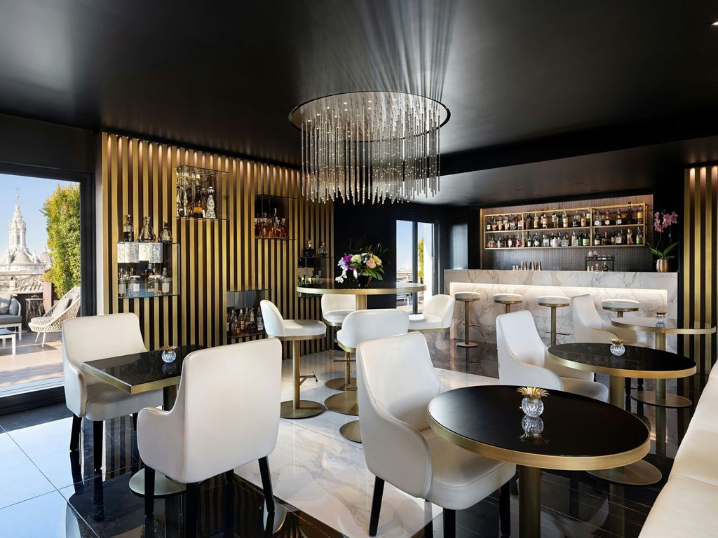 The Pantheon Iconic Rome Hotel Autograph Collection