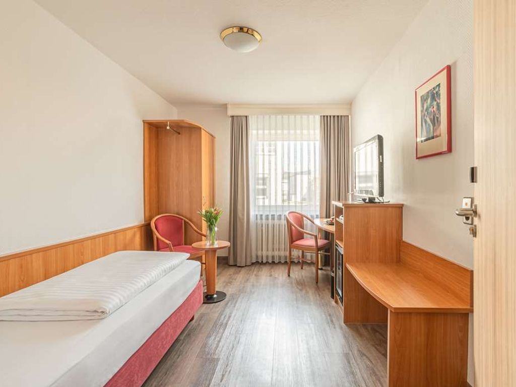 Best Western Queens