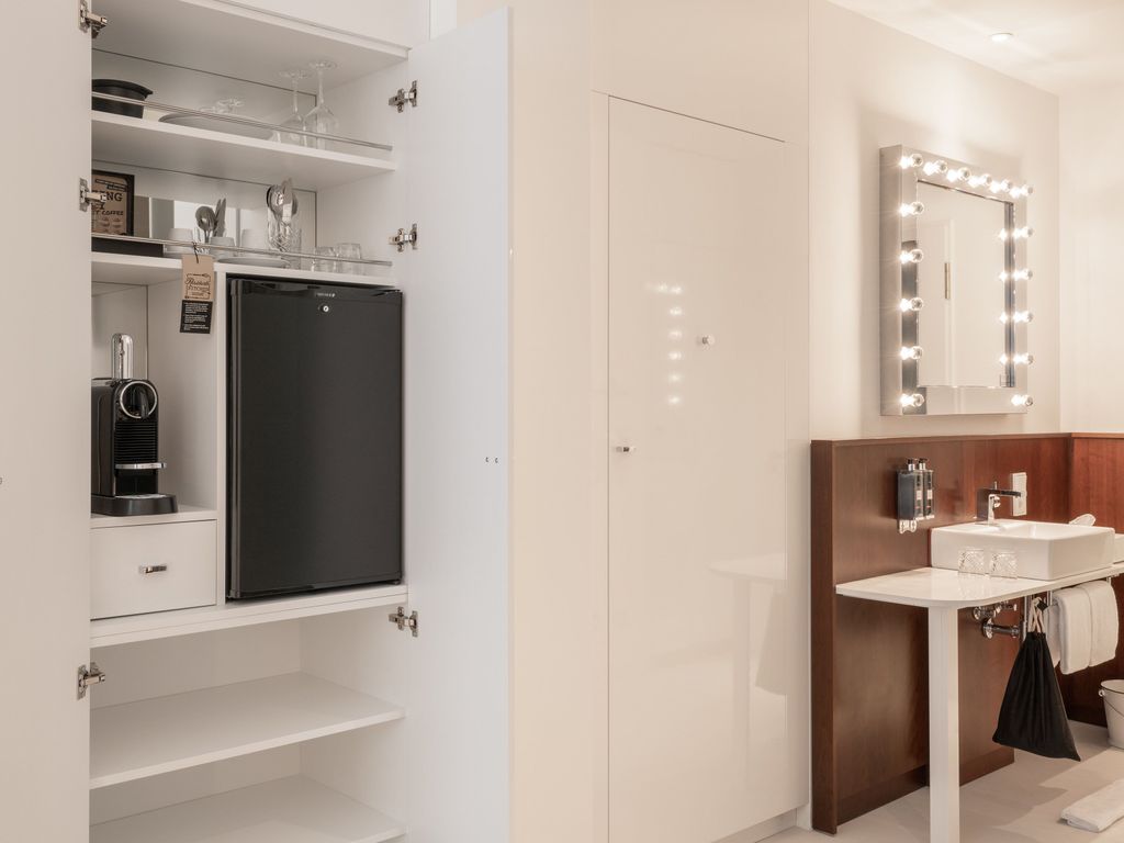 Ruby LENI HOTEL DUSSELDORF by IHG