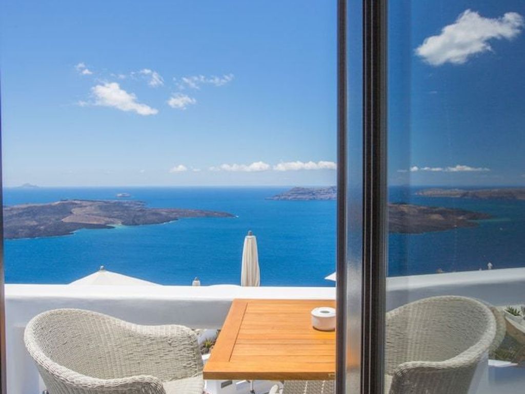 Chic Hotel Santorini