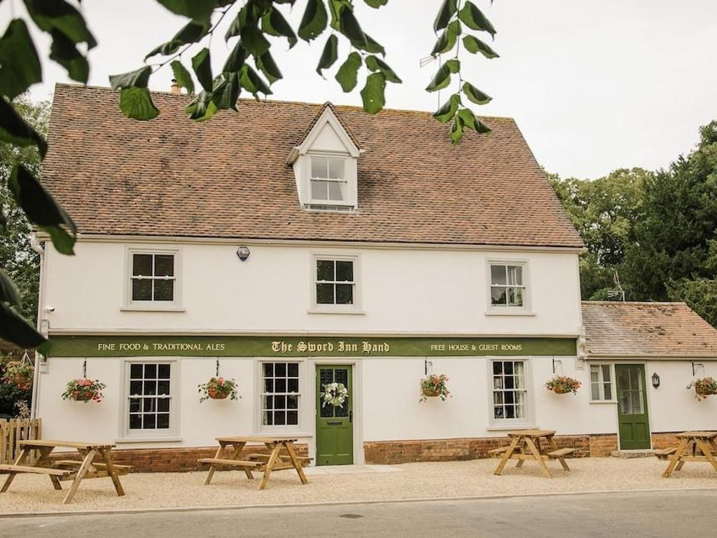 The Sword Inn Hand