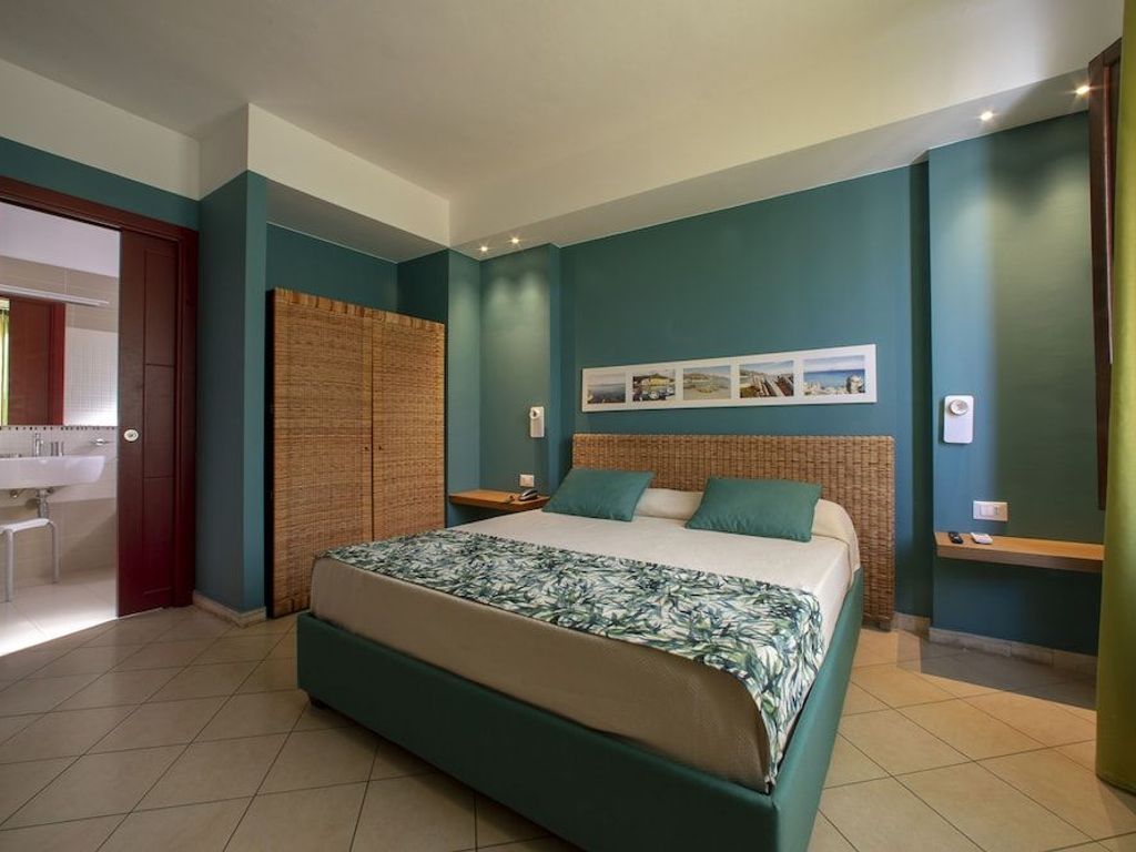 Insula Hotel