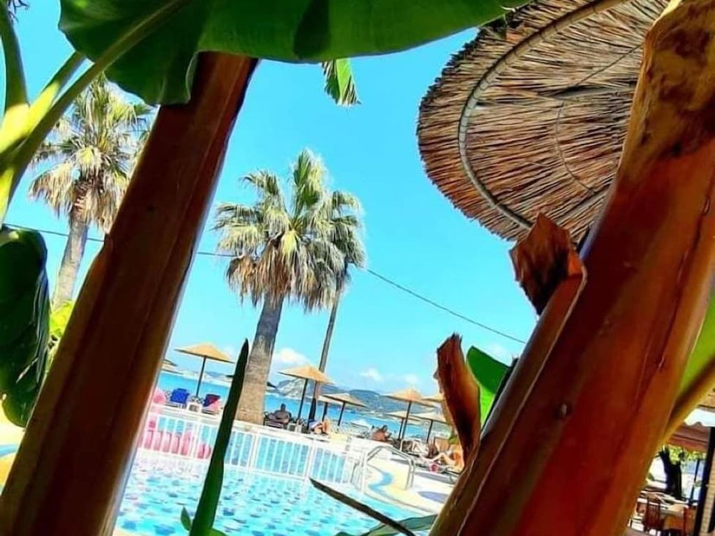 Maria' s Beach Apartments