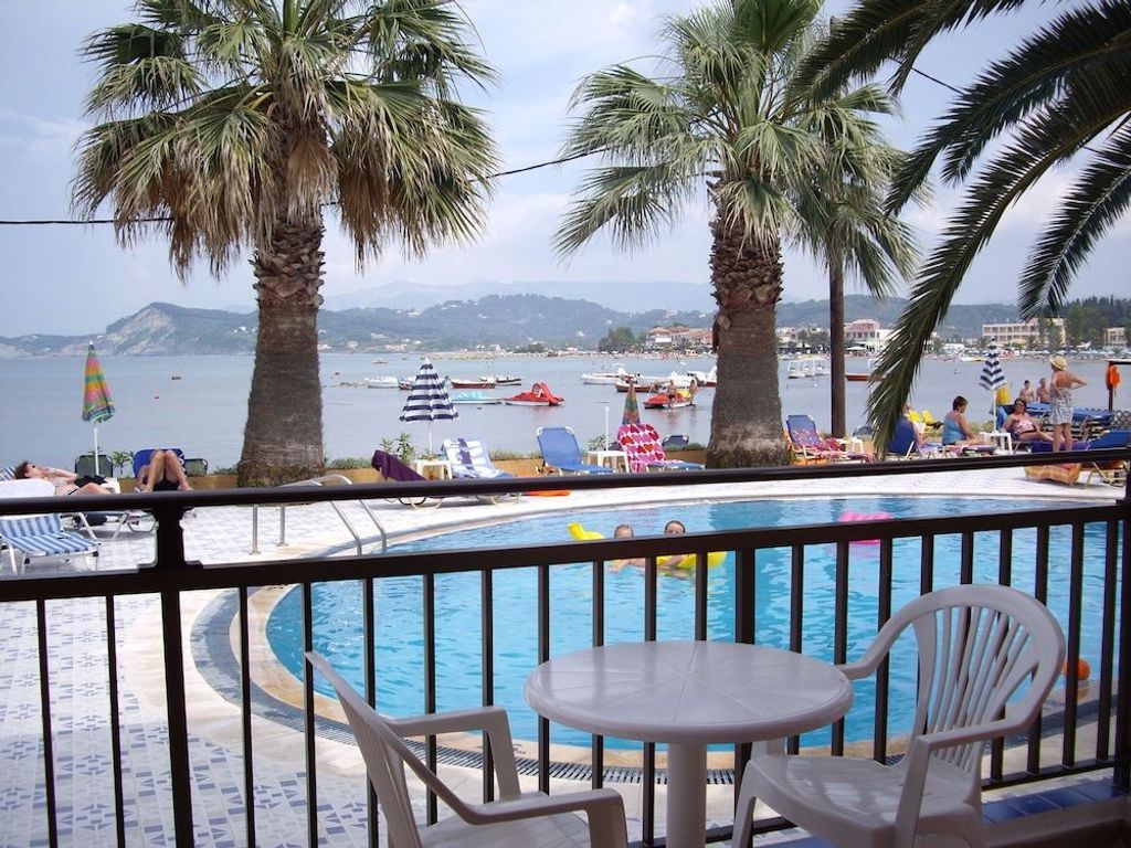 Maria' s Beach Apartments